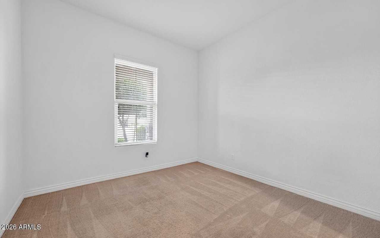 20840 E Reins Rd - Photo 7 of 28