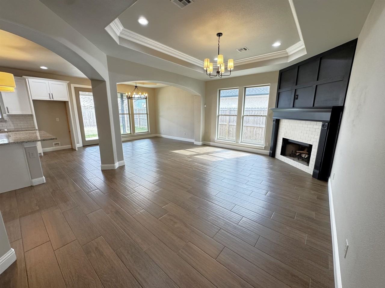 10430 Dominion Ranch Dr - Photo 4 of 18