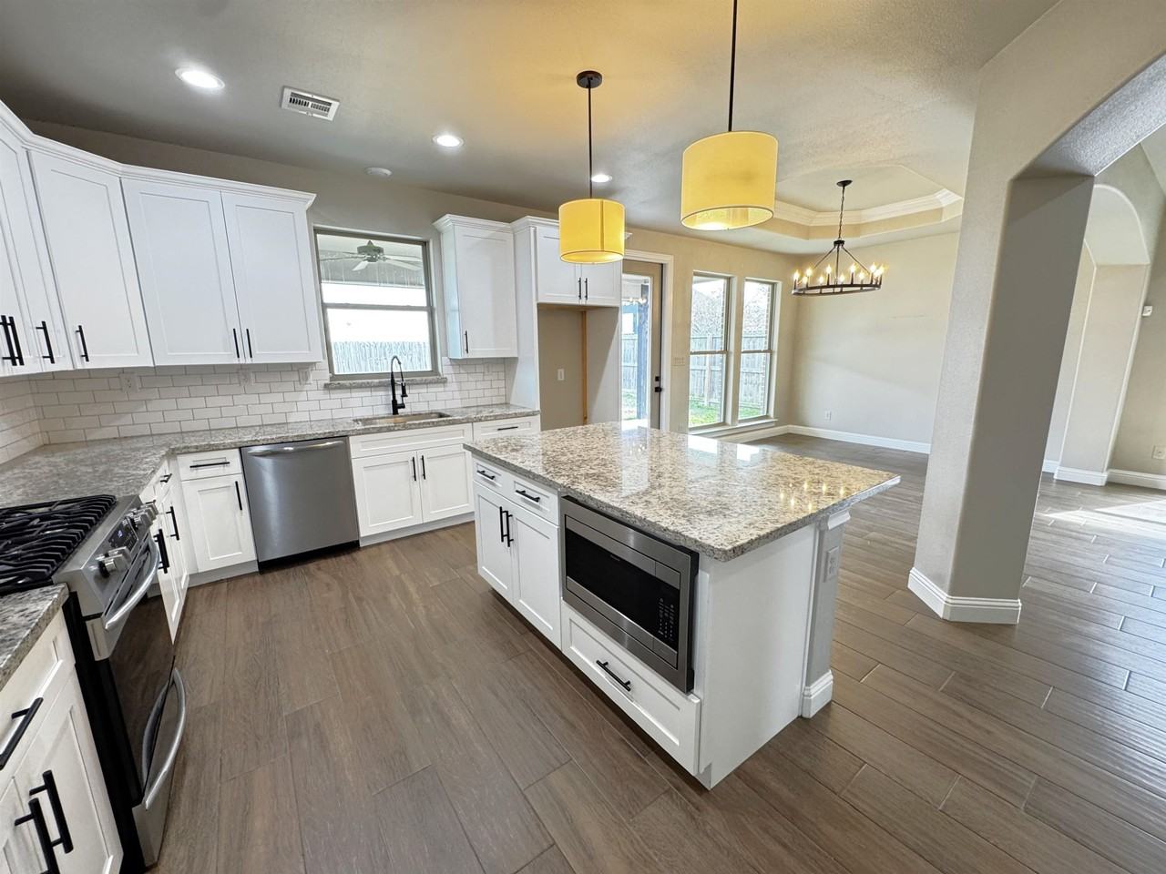 10430 Dominion Ranch Dr - Photo 7 of 18