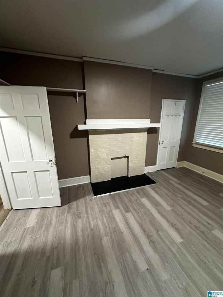 307 W Parkway - Photo 5 of 15