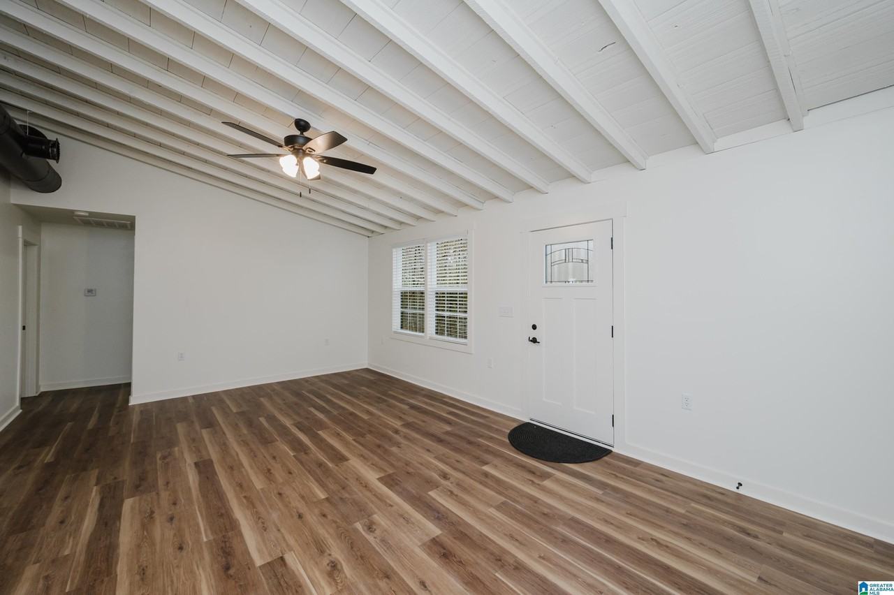 70 Powers Blvd - Photo 6 of 24