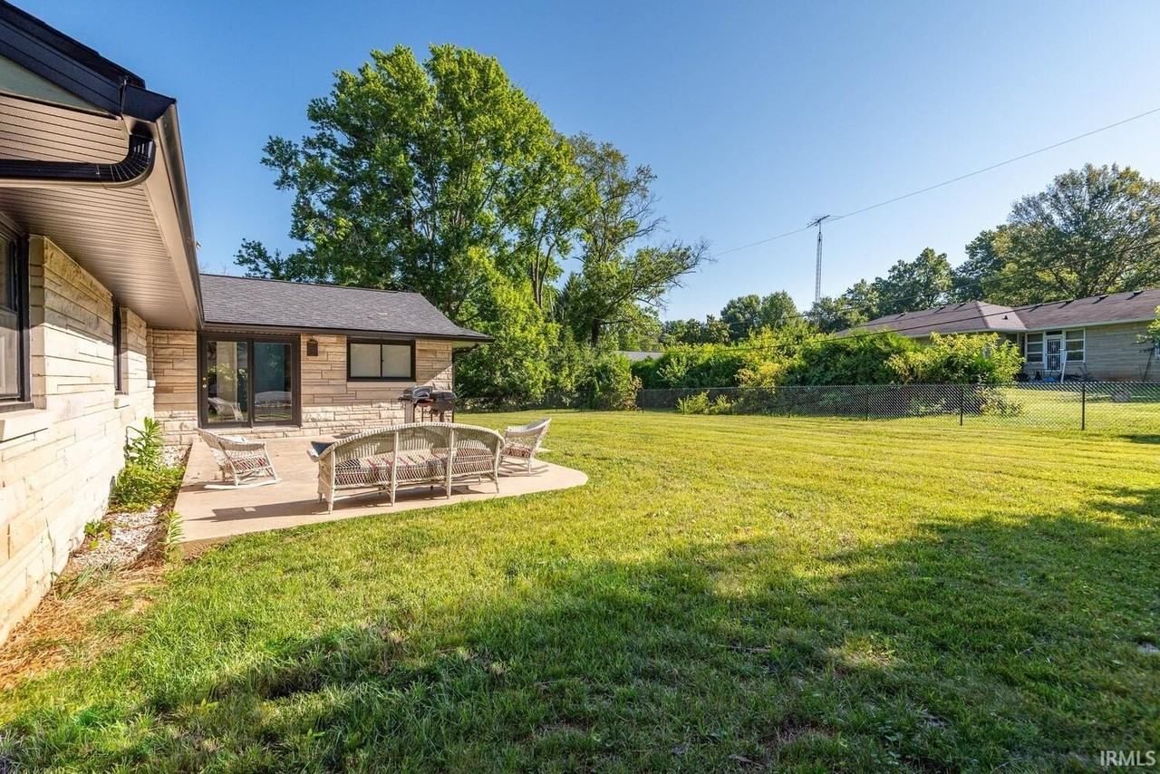 2420 N Fritz Dr - Photo 3 of 35