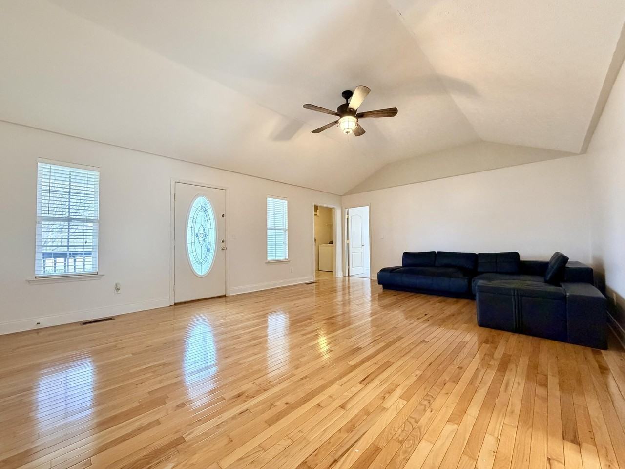 418 Water Mill Trce - Photo 3 of 30