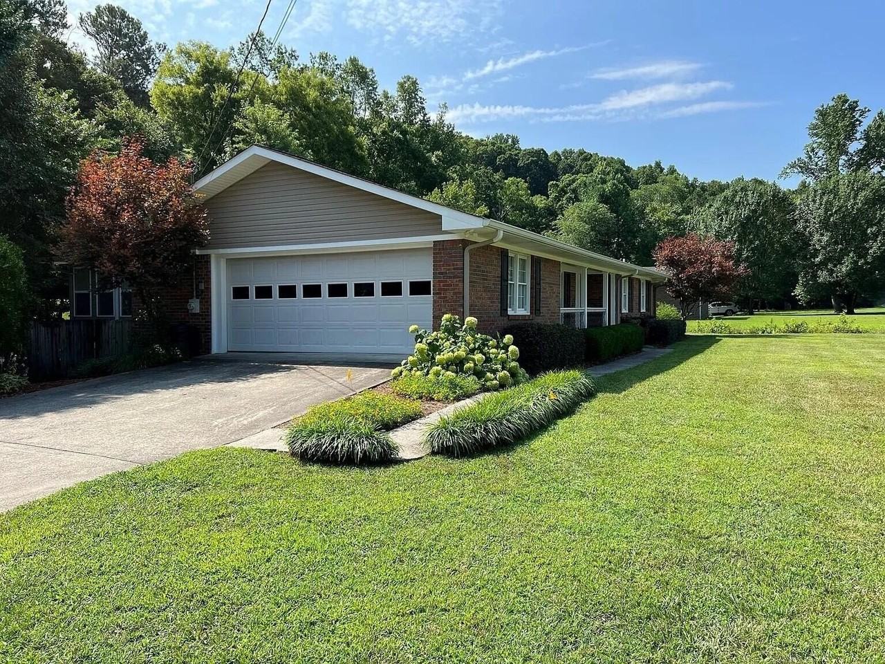 2311 Dug Gap Rd - Photo 2 of 15