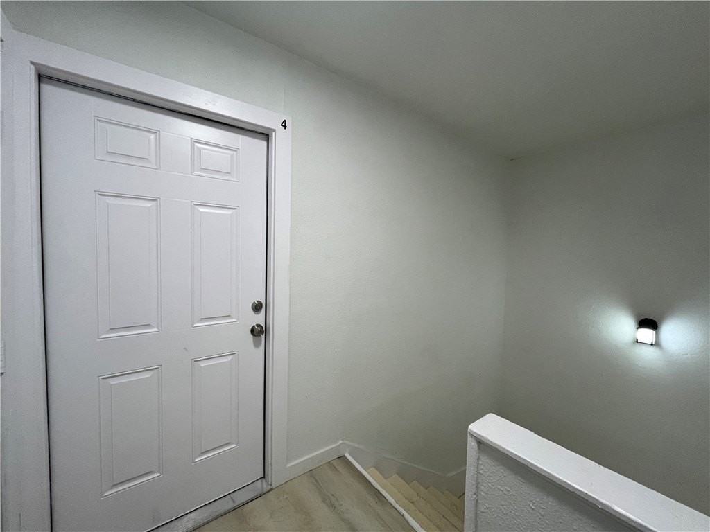 1513 10th St Apt 4 #4 - Photo 2 of 13