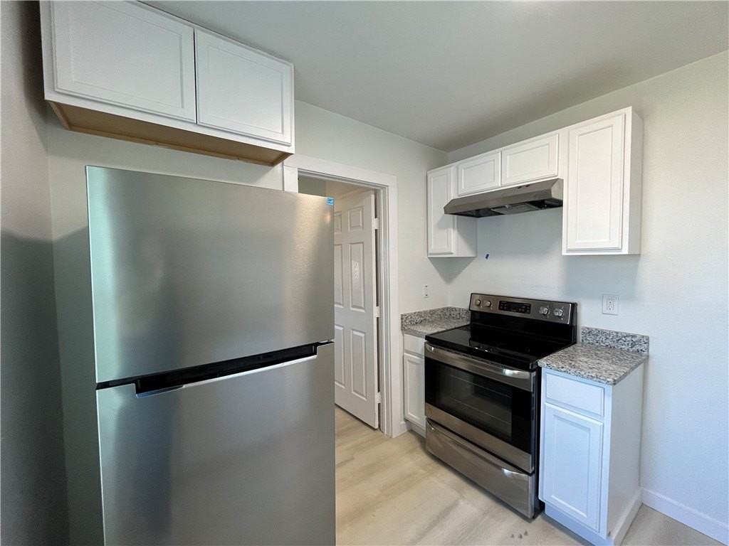 1513 10th St Apt 4 #4 - Photo 7 of 13