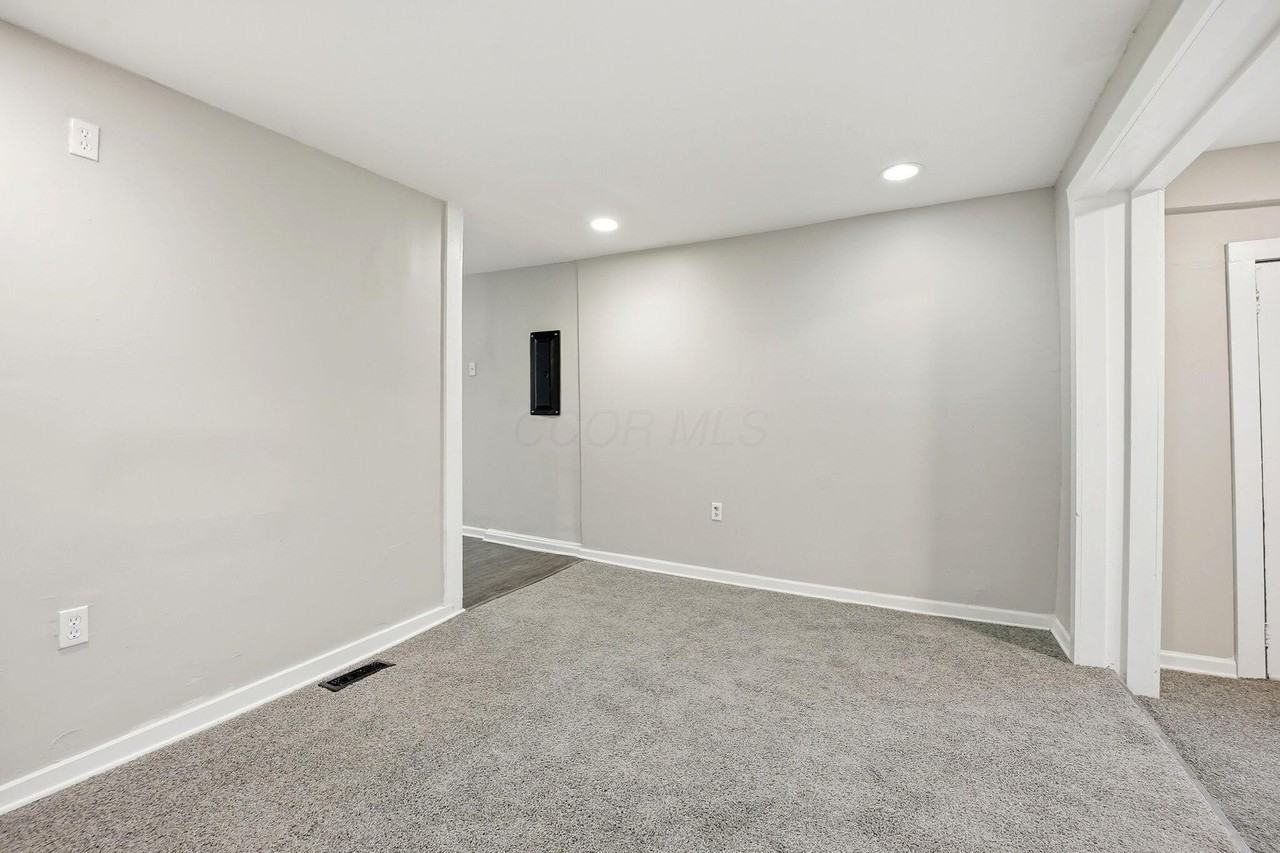 1041 Market St - Photo 3 of 38