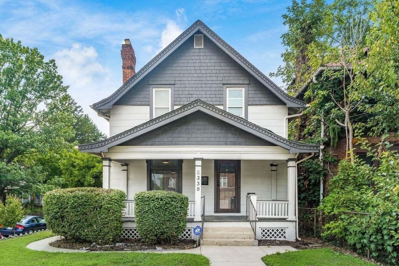 2339 Summit St - Photo 3 of 42