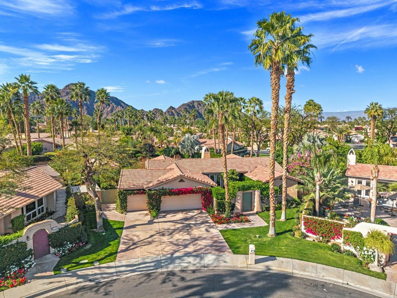 49105 Casa Del Rio - Photo 2 of 50