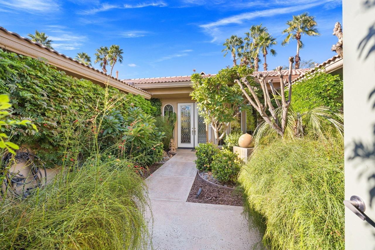 49105 Casa Del Rio - Photo 5 of 50