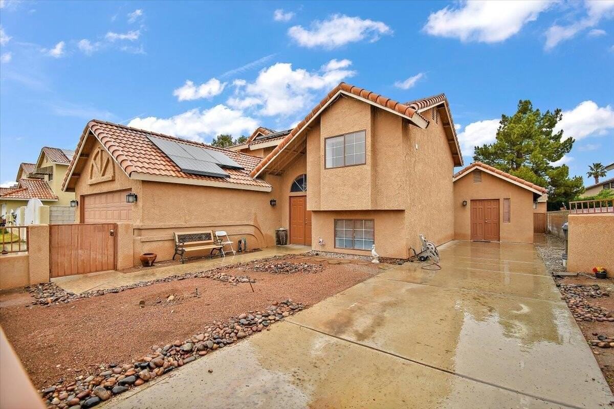 68954 Durango Rd - Photo 3 of 31