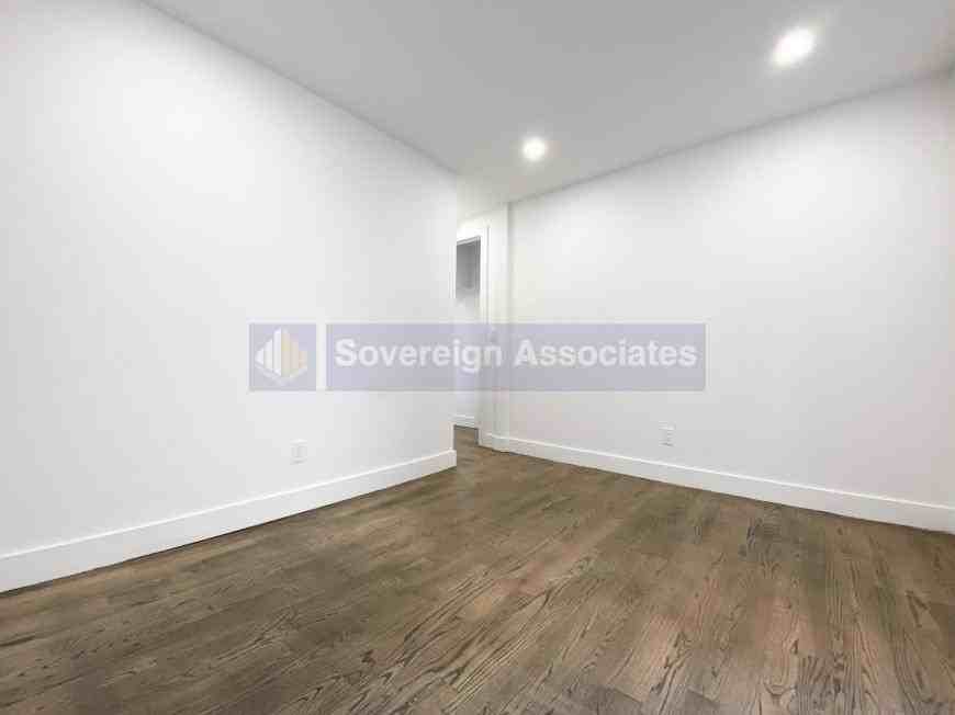 3620 Broadway - Photo 3 of 9