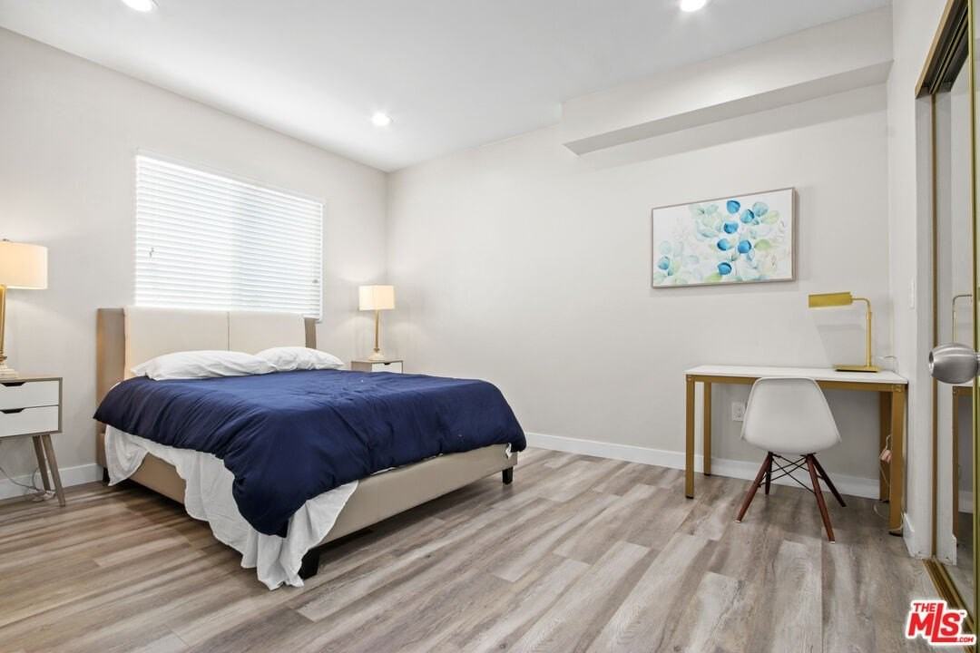 1805 S New England St - Photo 7 of 8