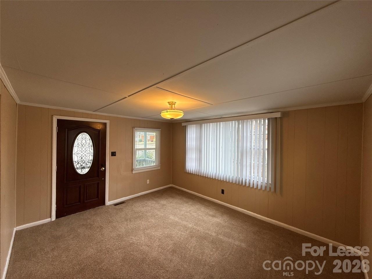 3131 Seymour Dr - Photo 3 of 10