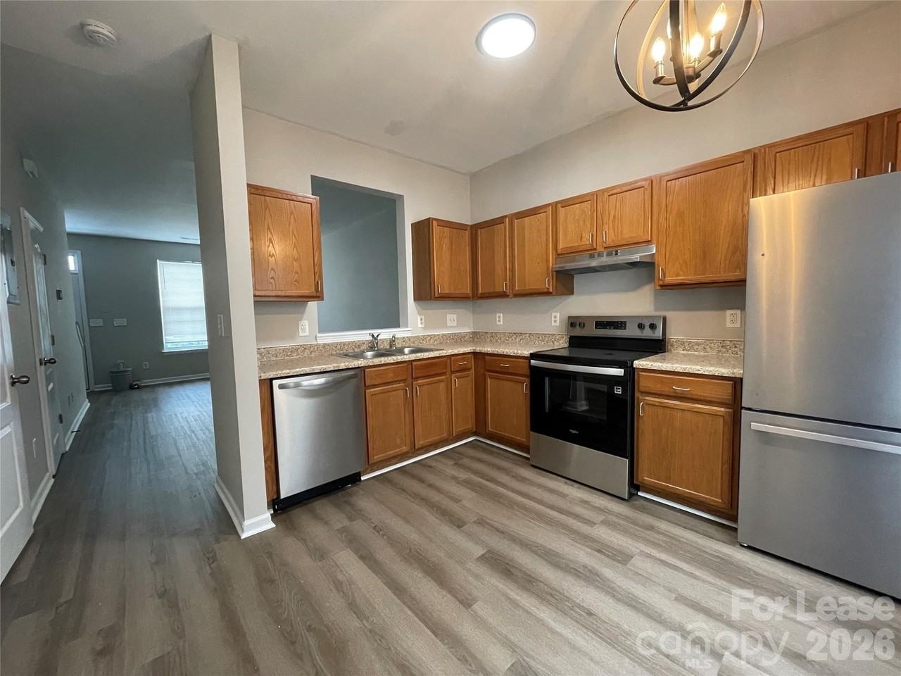 3129 Nevin Place Dr - Photo 5 of 17