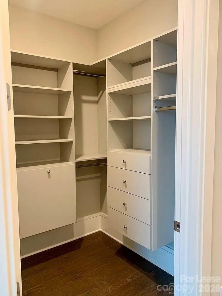 7 Patton Ave Ste 1405 #1405 - Photo 3 of 20