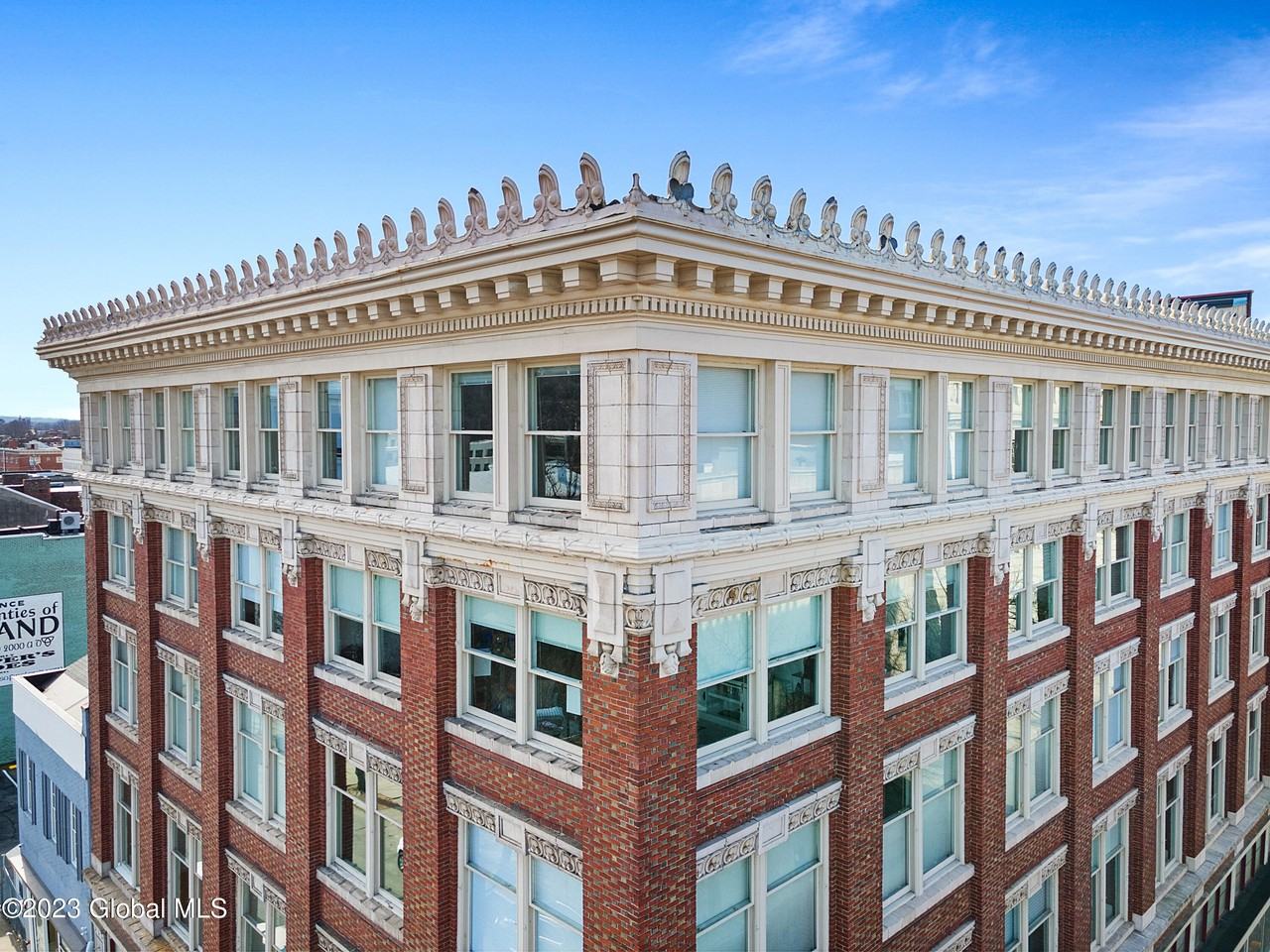 65 3rd St Apt 504 #504 - Photo 3 of 27