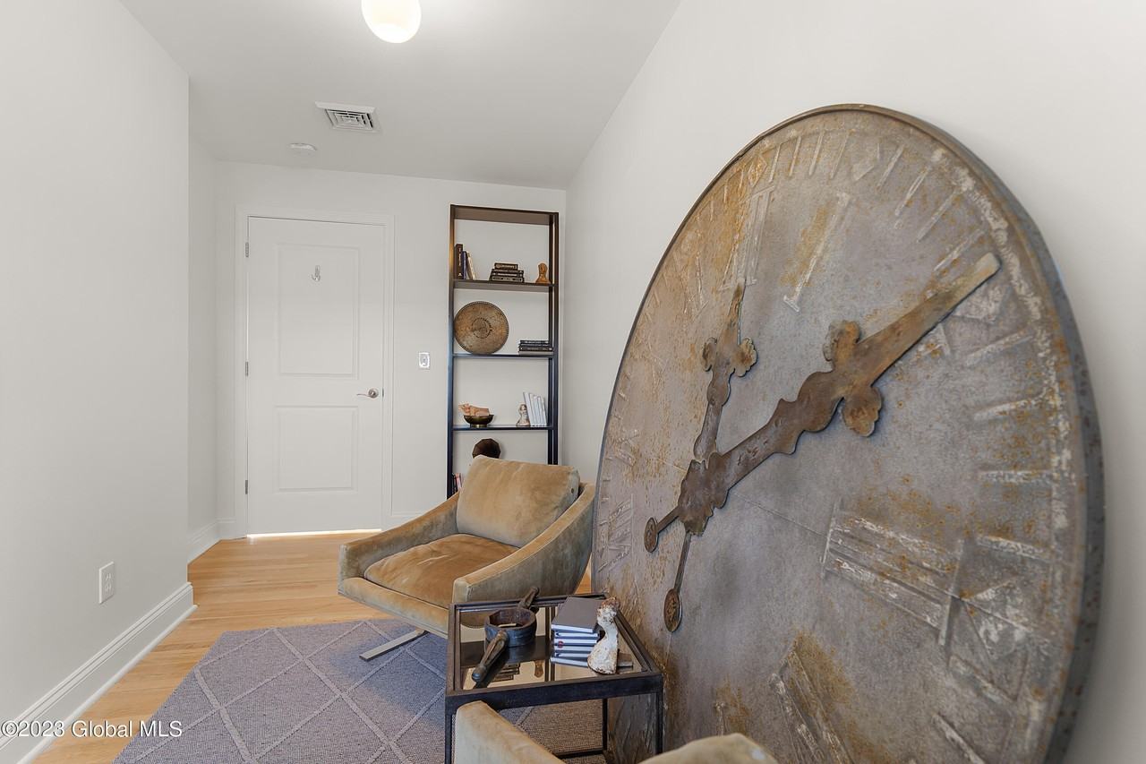 65 3rd St Apt 504 #504 - Photo 6 of 27