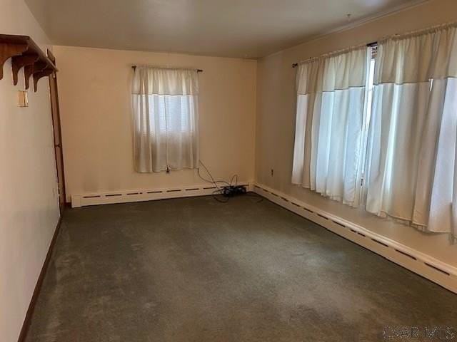 R 219 ROSEWOOD STREET - Photo 5 of 7