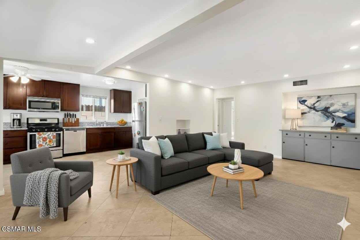 7322 Lindley Ave - Photo 3 of 8