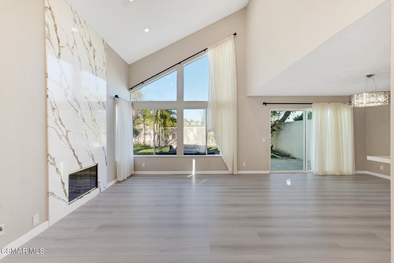 24739 Via Madera - Photo 5 of 48