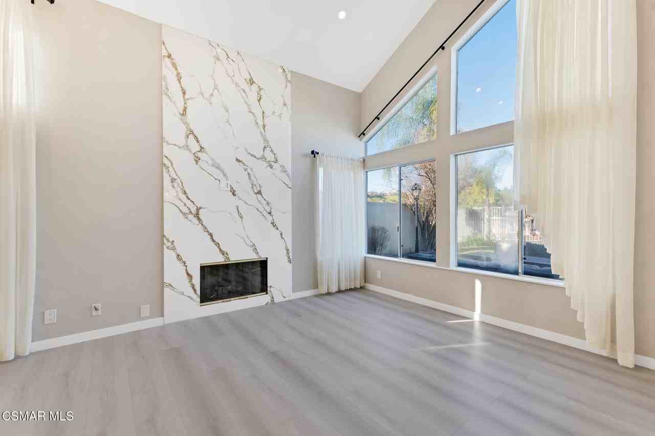 24739 Via Madera - Photo 6 of 48