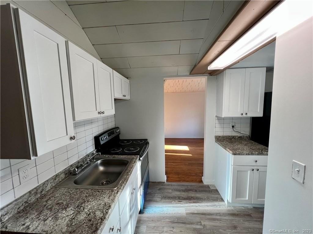 39 Waterbury Rd Apt E3 #E3 - Photo 7 of 20