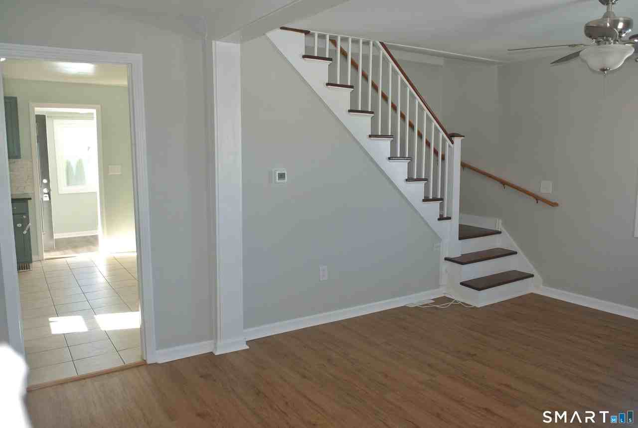 492 W River St - Photo 6 of 21