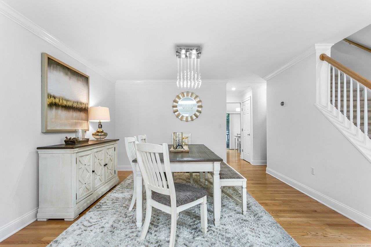 28 Rock Spring Rd Unit B2 #B2 - Photo 6 of 32