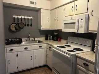 2641 El Indio Hwy - Photo 3 of 7