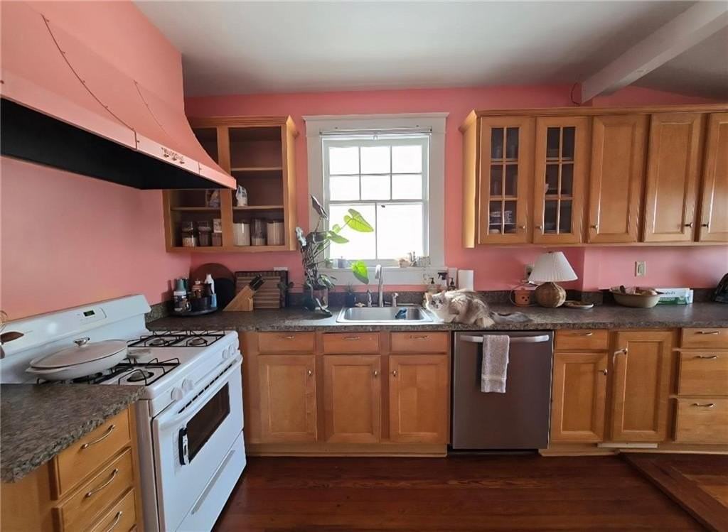 8307 Freret St - Photo 4 of 8