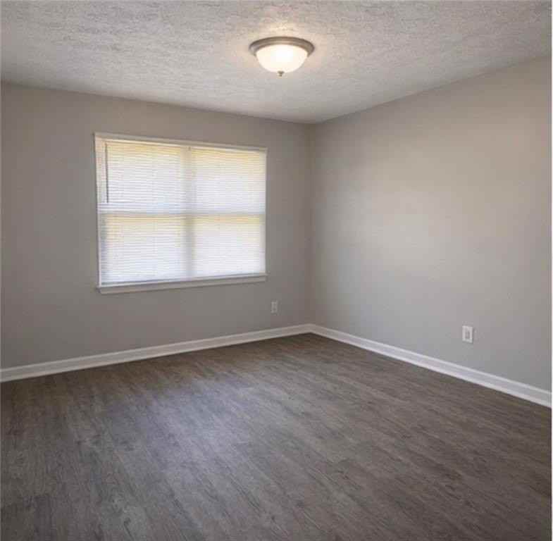 848 Wilson Cir Sw - Photo 5 of 7