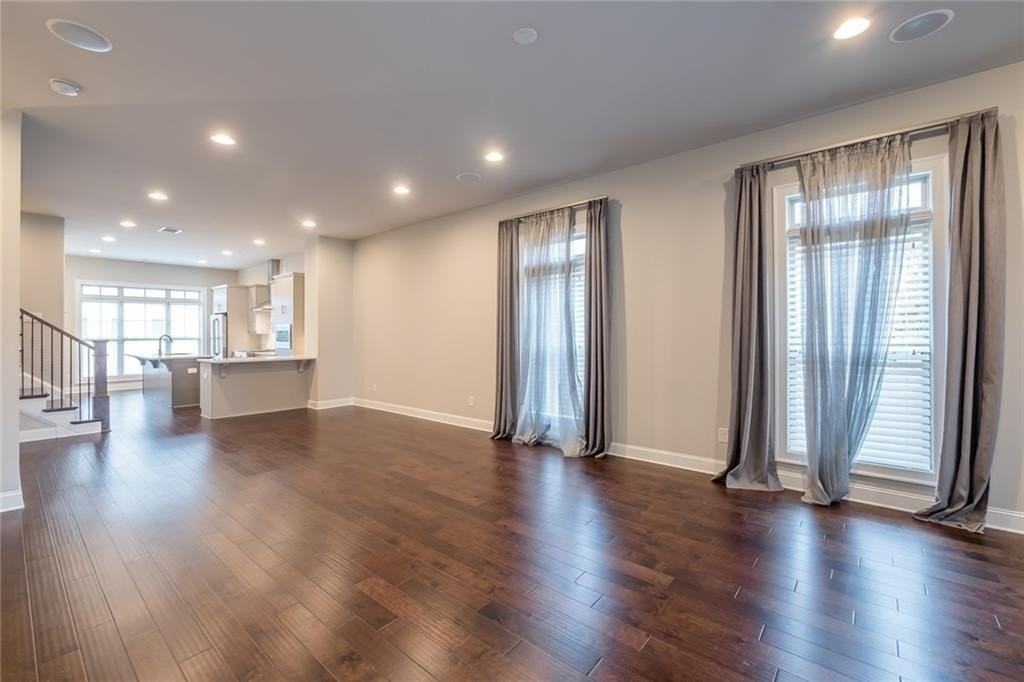 4216 Deming Cir - Photo 6 of 25