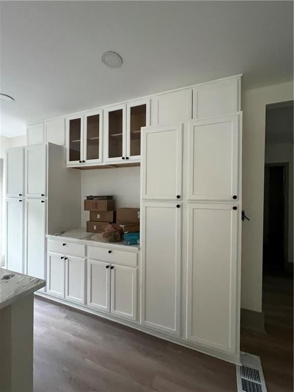 717 Church St Nw - Photo 4 of 12