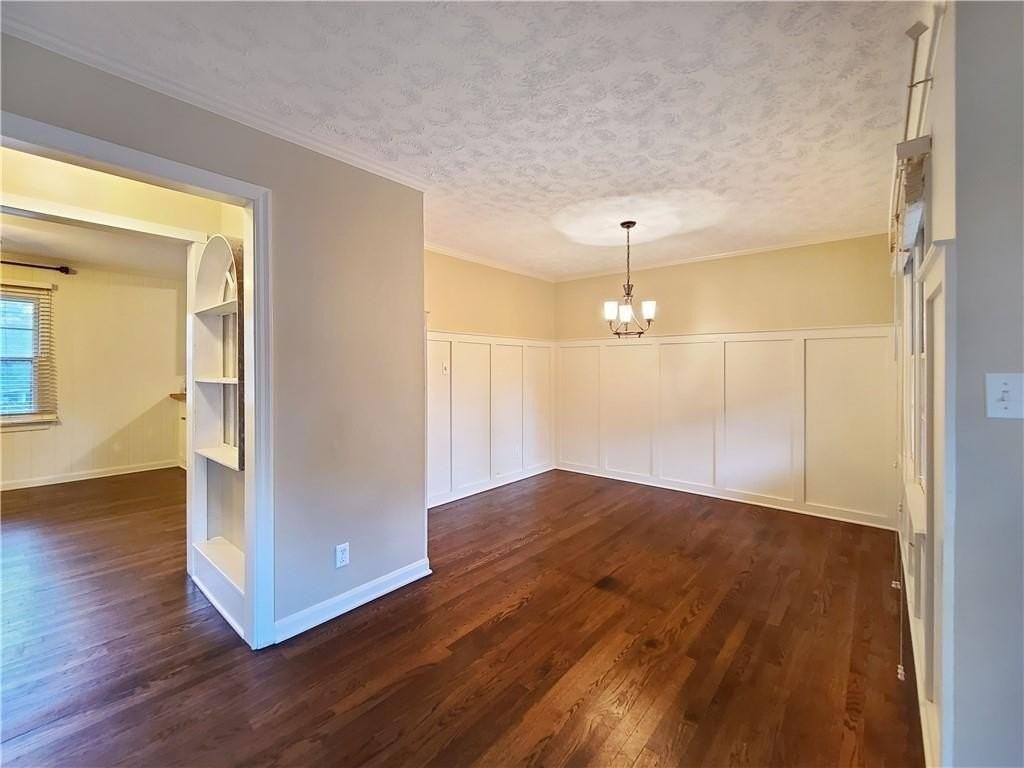 2172 Pawnee Dr Se - Photo 4 of 15