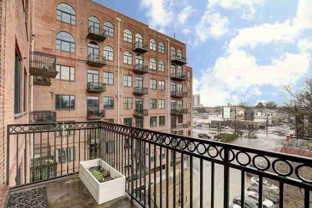 3235 Roswell Rd Ne Unit 703 #703