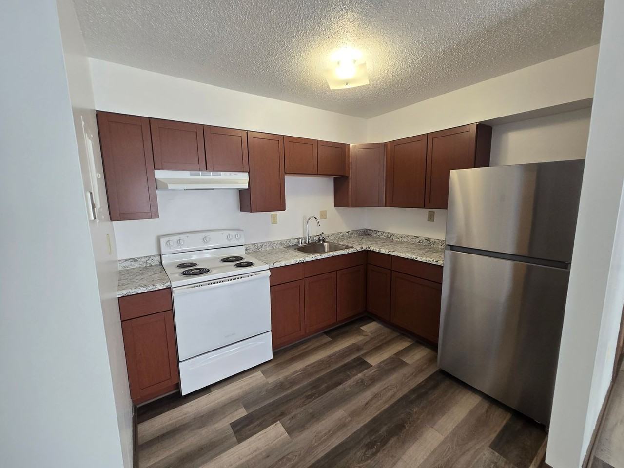 711 711 NW 10th - B6 #B6 - Photo 2 of 12