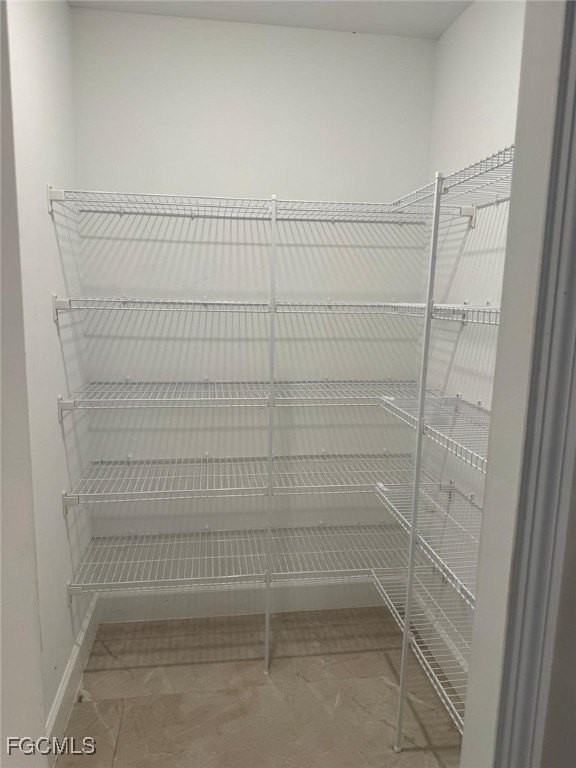 2134 Davis St - Photo 5 of 9