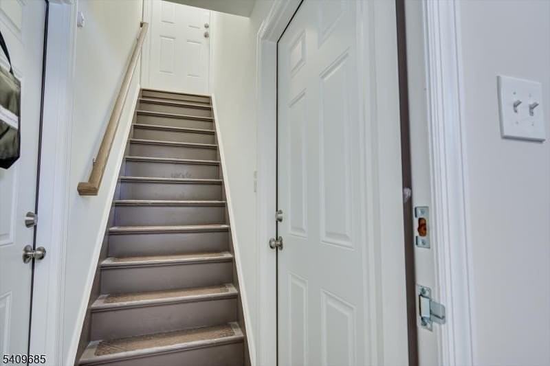 432 Rosetta Pl - Photo 4 of 20