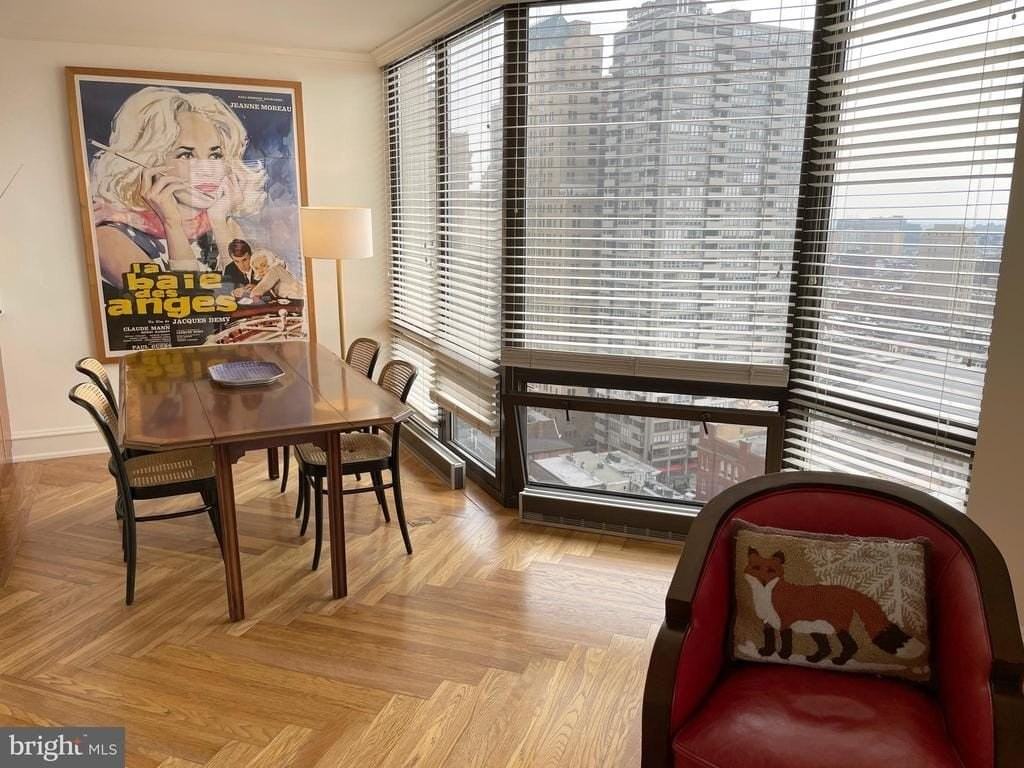 201832 Walnut St #21L - Photo 6 of 46