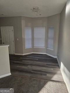 325 Brookview Dr - Photo 4 of 14