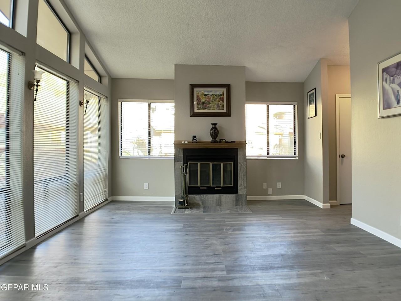 215 Canyon Terrace Dr - Photo 6 of 15