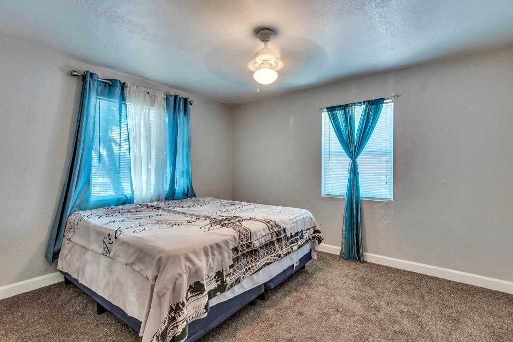 1001 Atwood Dr - Photo 6 of 38