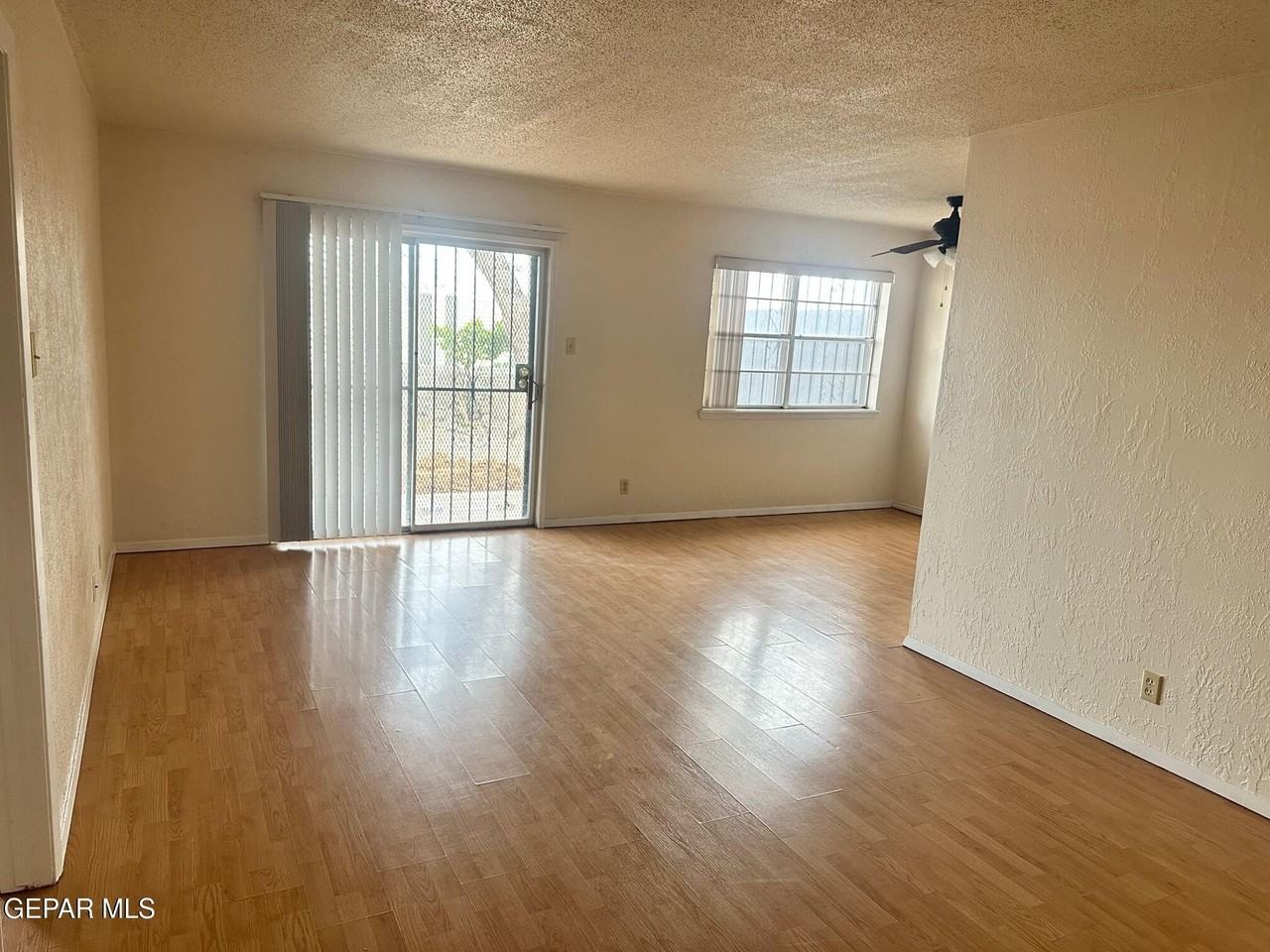 5030 Alabama St Apt 17 #17 - Photo 5 of 21