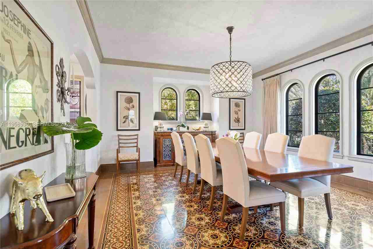 2330 Prairie Ave #SFH - Photo 7 of 8