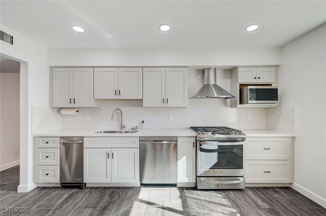 4830 El Escorial Dr - Photo 3 of 13