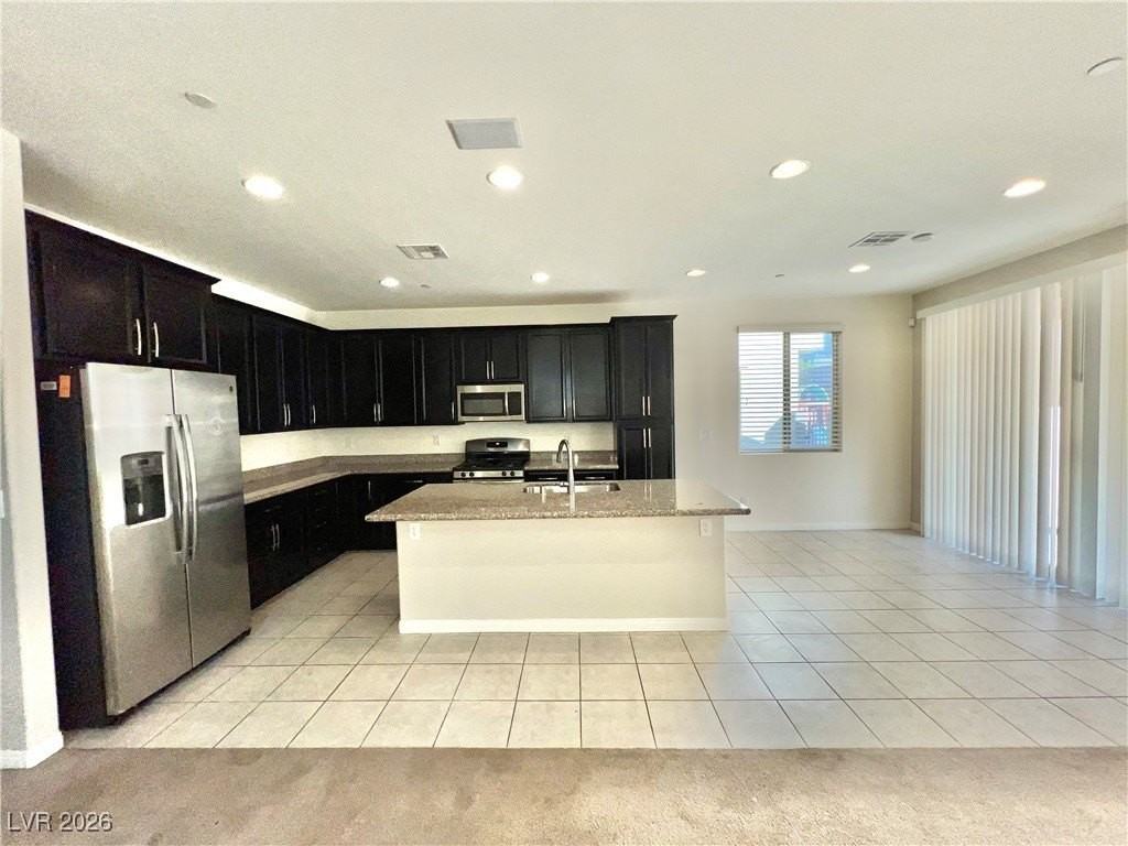 365 Badinerie St - Photo 4 of 24