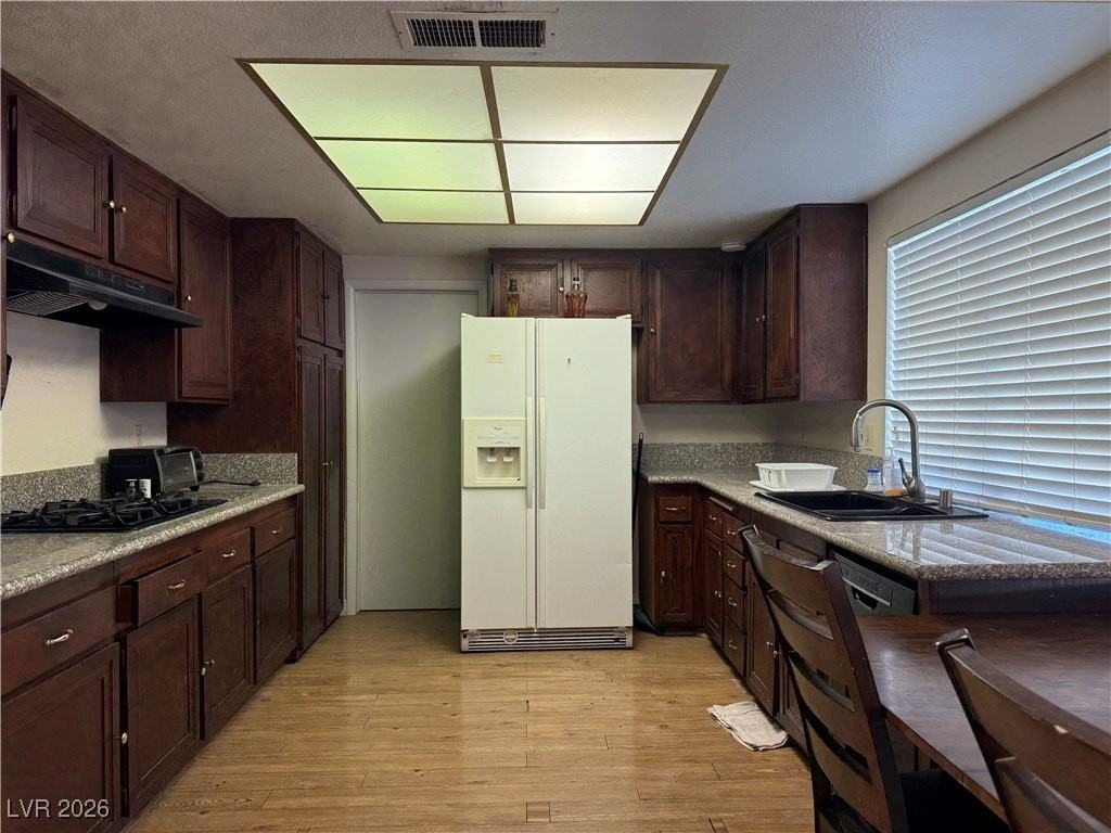 4421 Fernbrook Rd - Photo 4 of 28