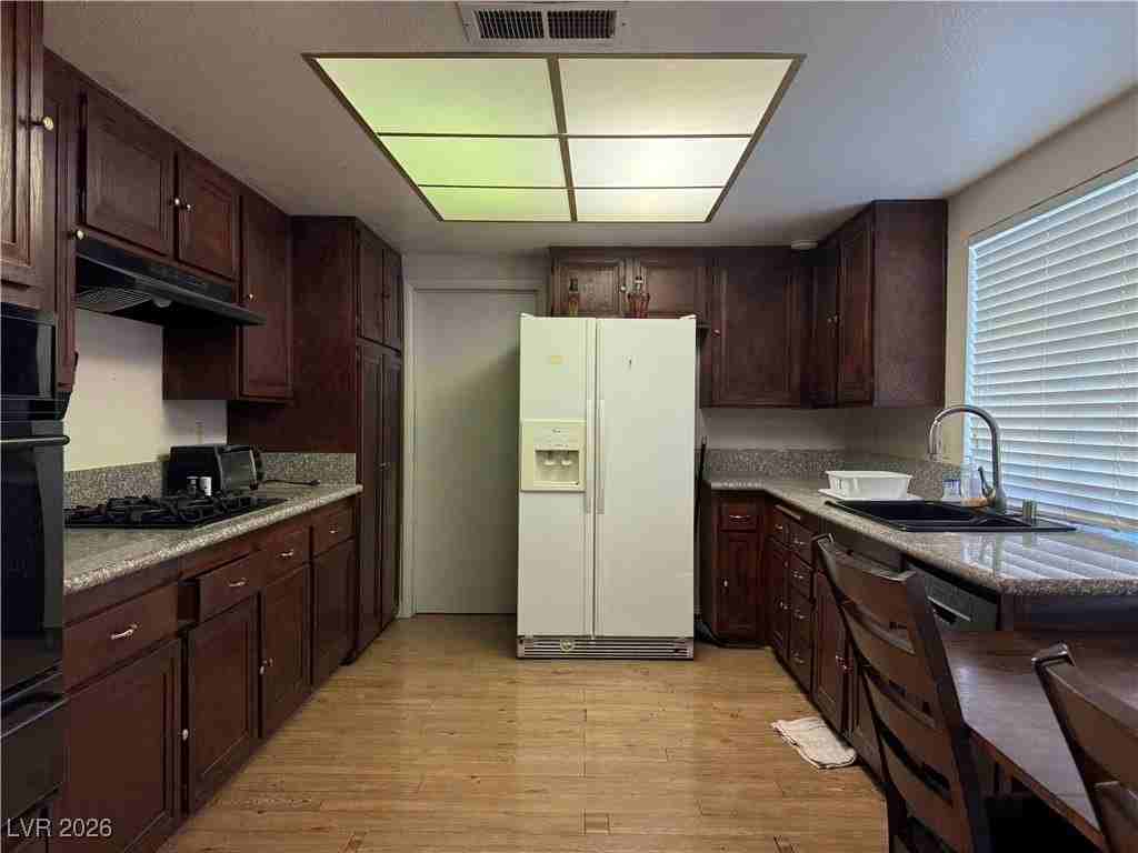 4421 Fernbrook Rd - Photo 5 of 28