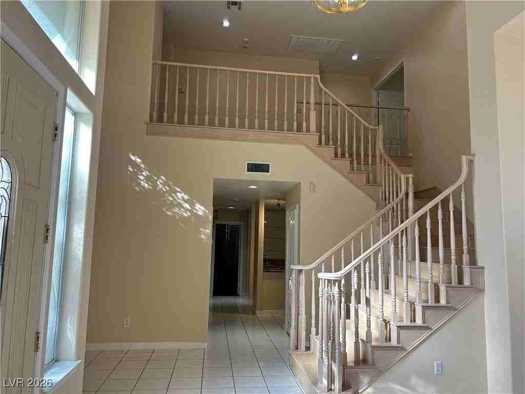 2920 Sunstone St - Photo 4 of 34